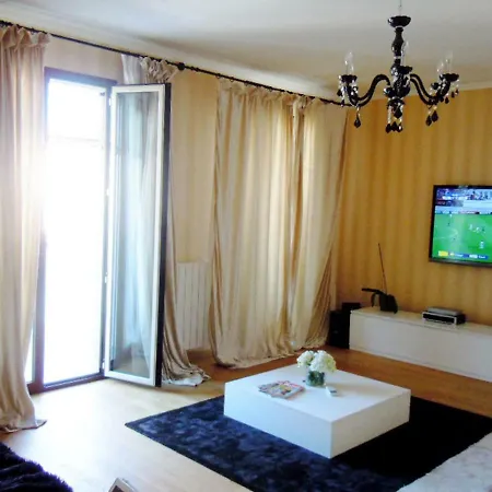 Penthouse Lunigiana